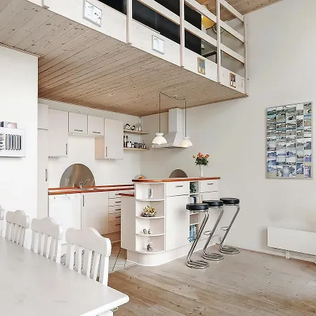Three-bedroom Holiday In Tranekar Tranekær